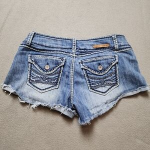 Almost famous Distressed Jean shorts Sz 9